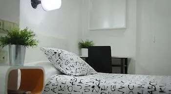 瓦伦西亚多米尔旅舍 瓦伦西亚