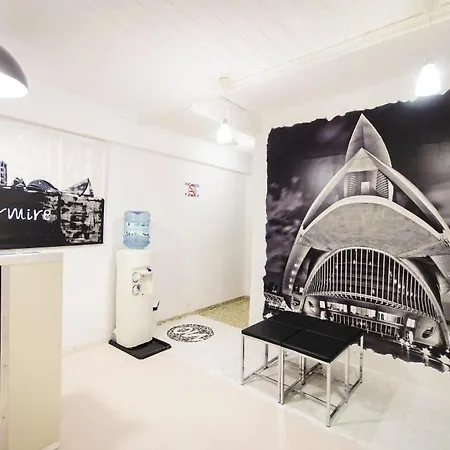 瓦伦西亚多米尔旅舍 瓦伦西亚